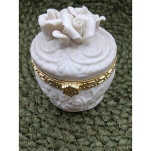 Bisque White Porcelain Rose Trinket Box With Gold Trim Hinged Lid